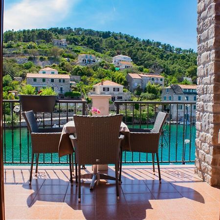 Apartments Daira Stomorska Ngoại thất bức ảnh